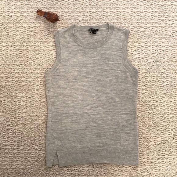 Theory Grey Shell / Tank - Picture 1 of 3